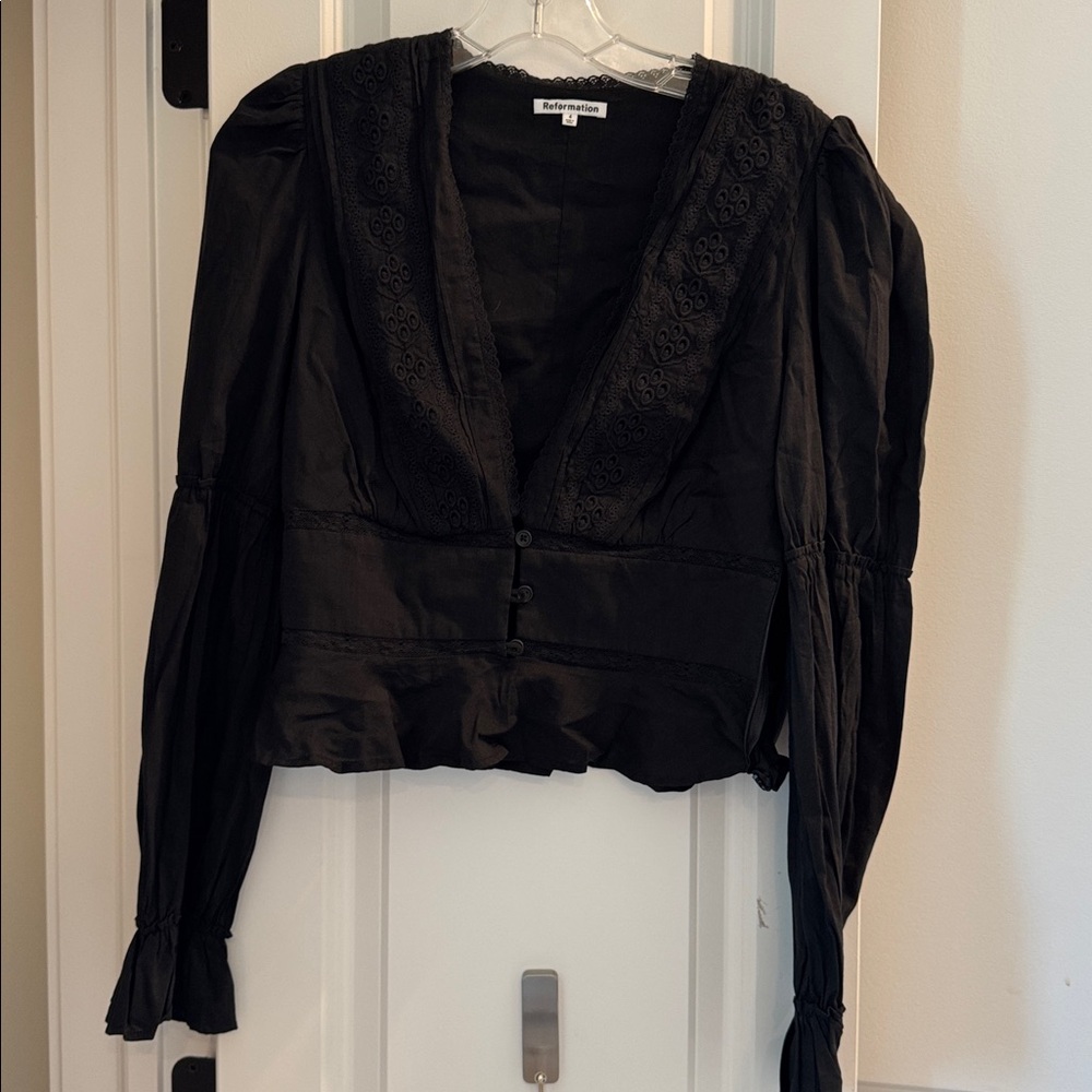 Reformation Meadowlark Black Lace Detail Blouse Never Worn. Too big for me - Picture 2 of 4